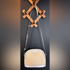 KATE SPADE NEW YORK - Sylvia Straw X Large Dome Crossbody -EUC-